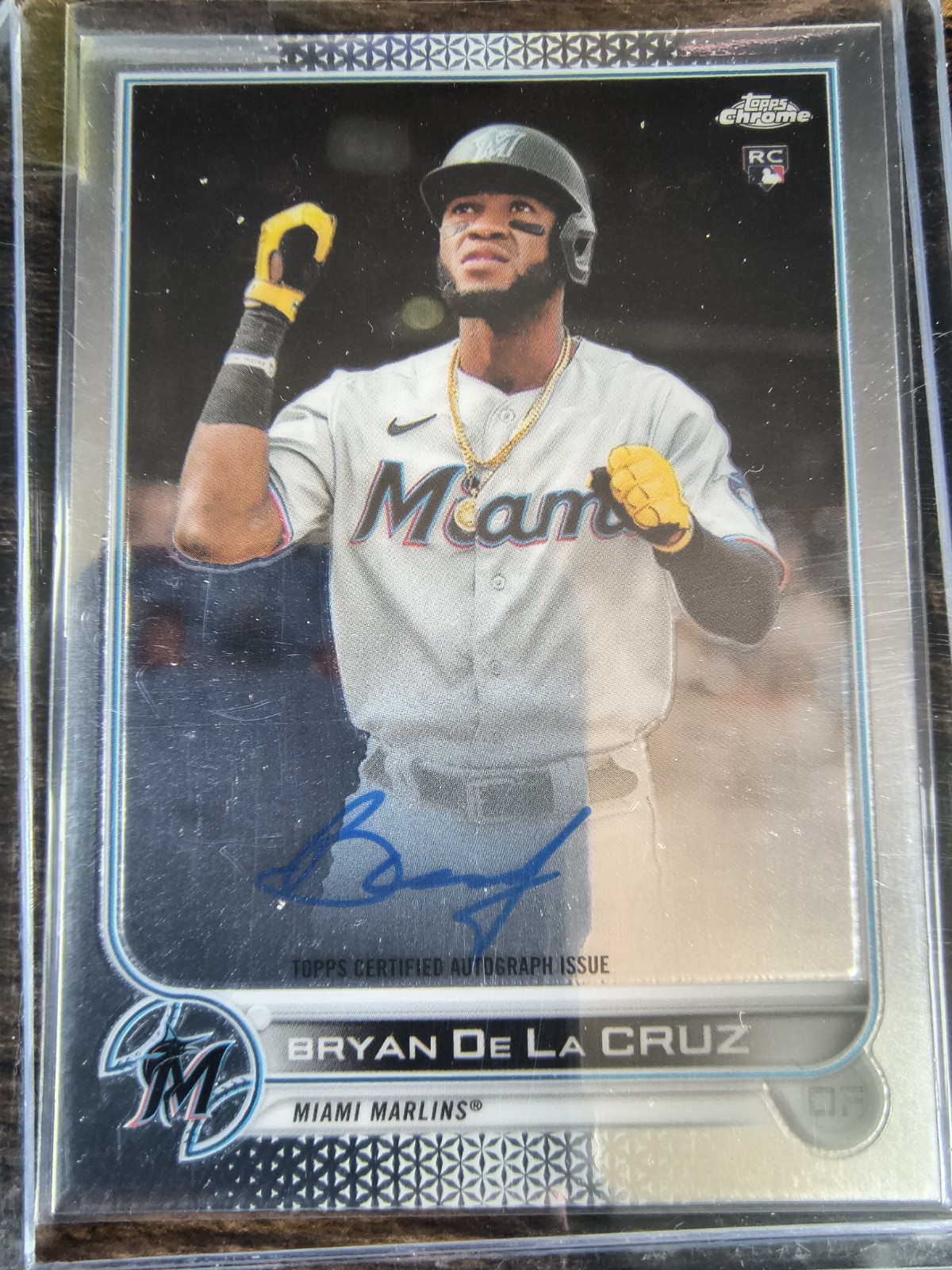 Topps 2022 Chrome Bryan De La Cruz Rookie Auto #RA-BD Miami Marlins