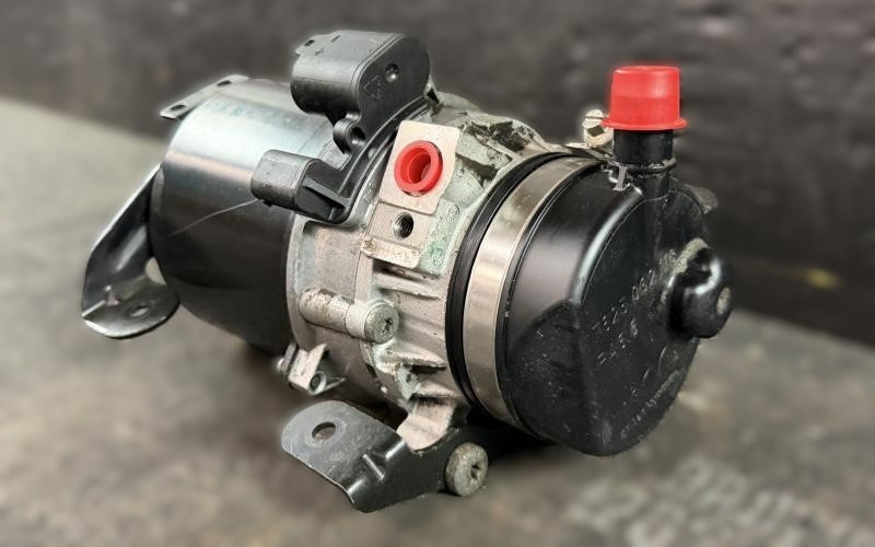 2002-2008 Mini Cooper 1.6L Power Steering Pump Assembly (Convertible) OEM.