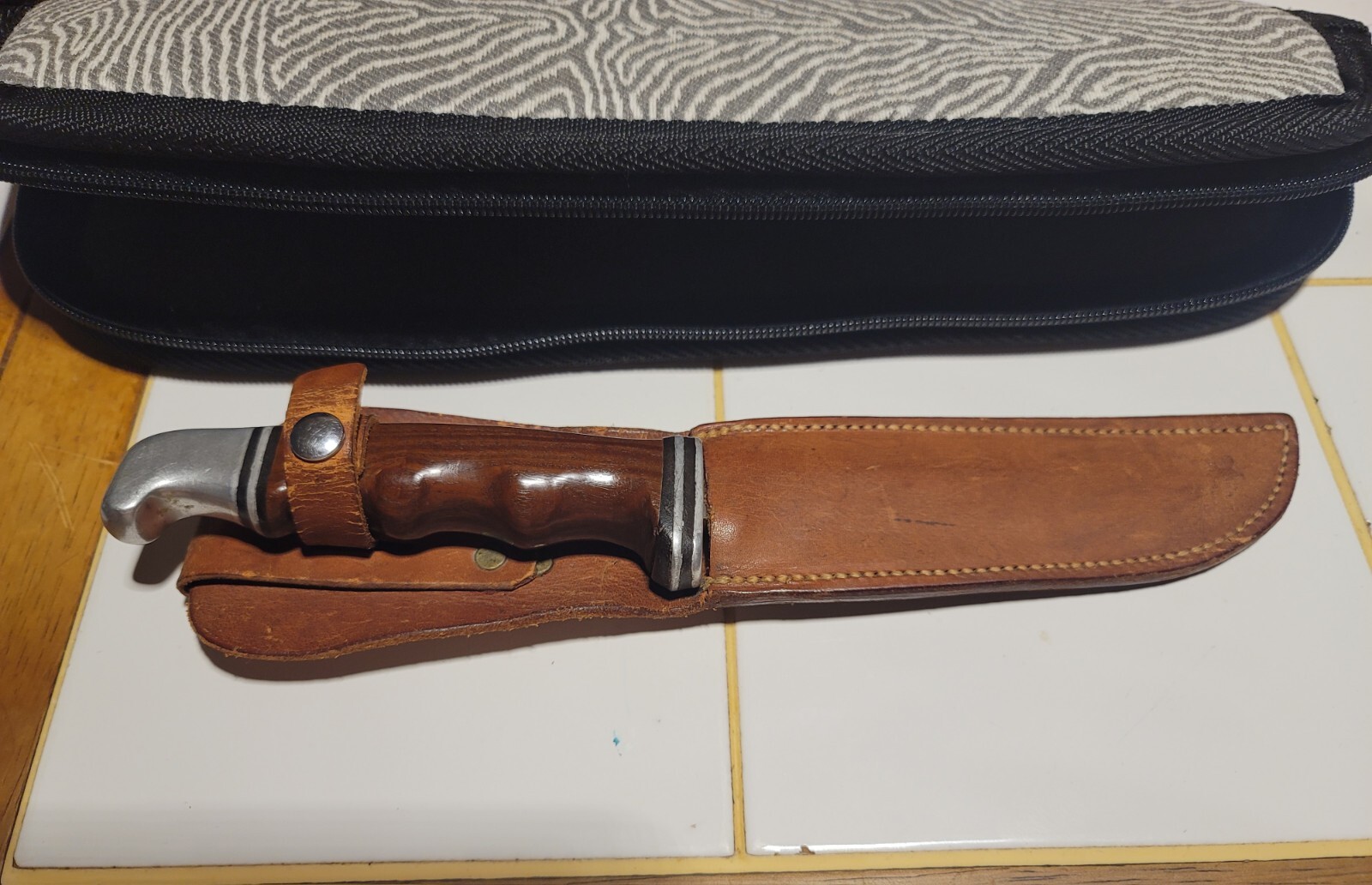 VINTAGE BUCK USA HUNTING KNIFE W/SHEATH 1950'S SAN DIEGO ADDRESS ON