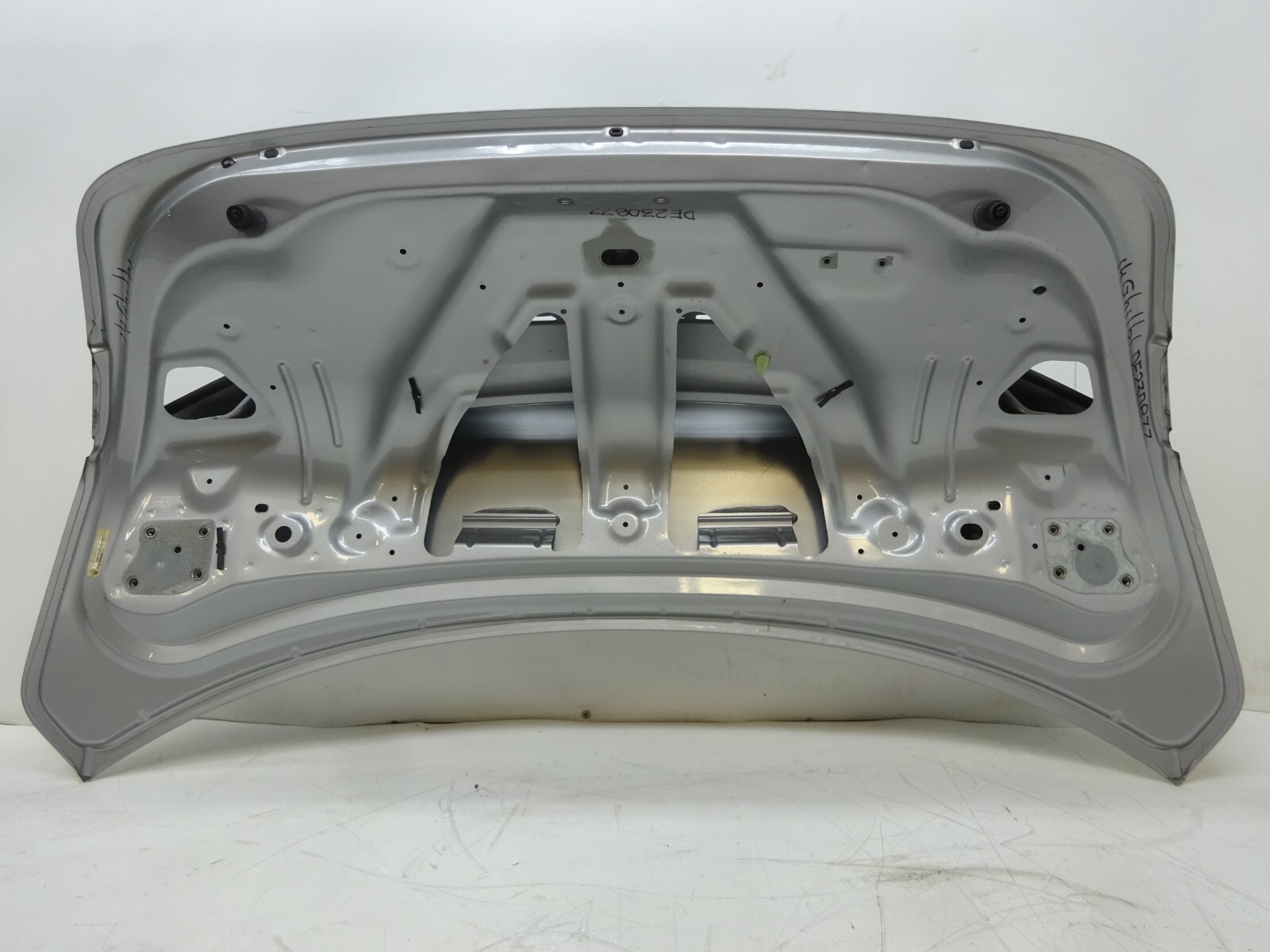 2014-2020 Maserati Ghibli Rear Trunk Lid Deck Shell Panel Silver OEM DE230877
