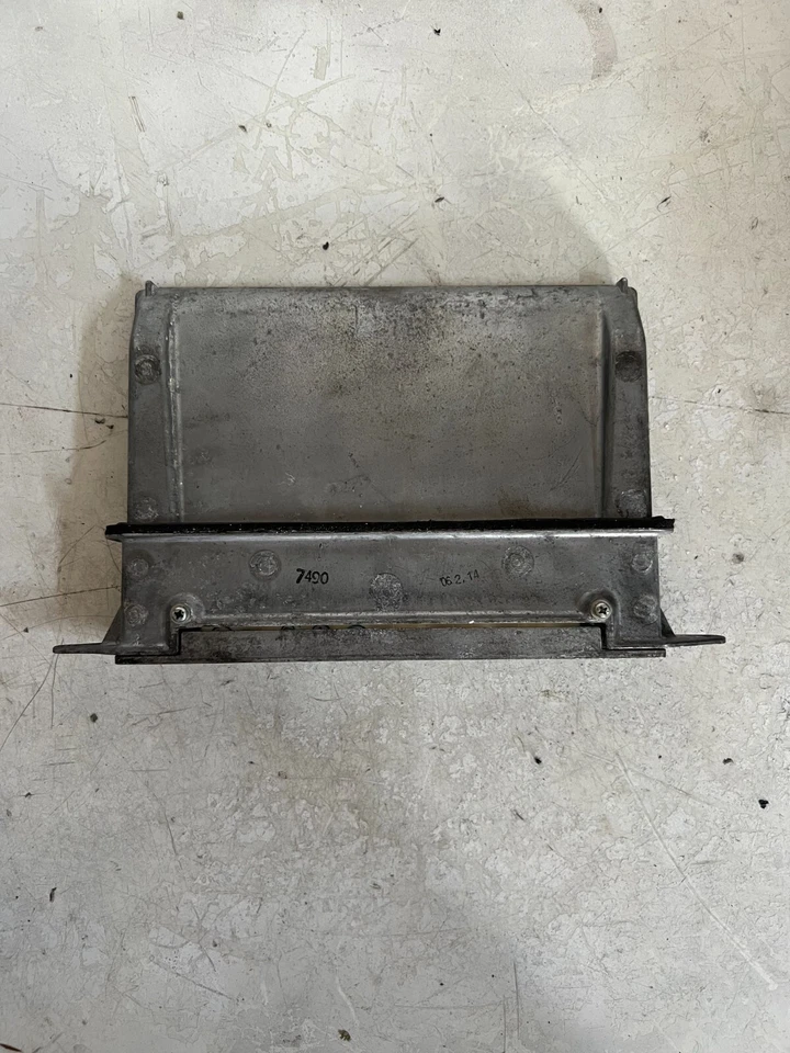 MÓDULO DE CONTROL DEL MOTOR ECU 89661-2A231 SE ADAPTA A TOYOTA MARK X Foto 3 de 4