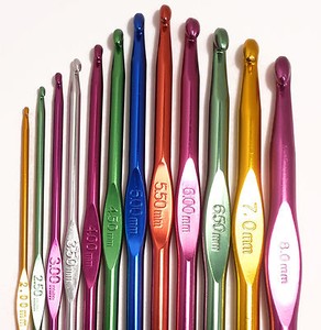Metal Crochet Hook sizes 2mm to 8mm 