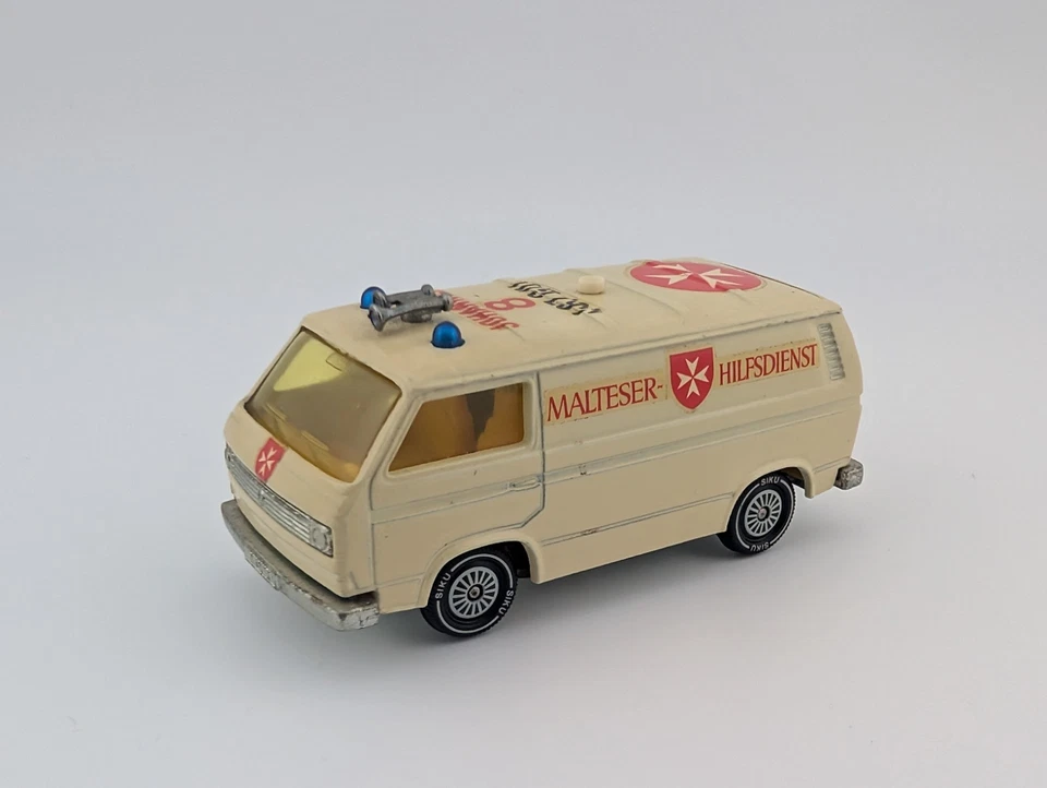 Siku 1331 VW T3 Transporter Malteser, Handmuster