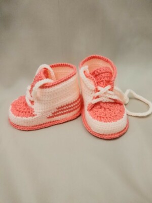 Crochet Baby Shoes Pink