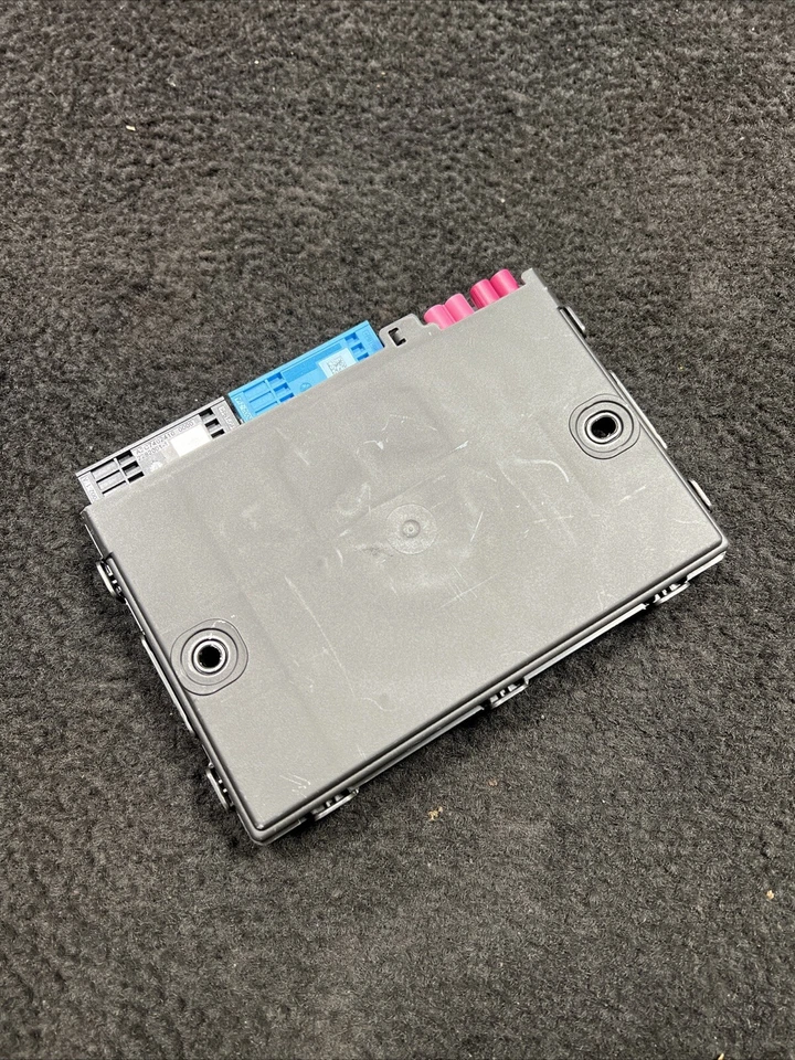 Módulo de control de interfaz de puerta de enlace Audi S4 2018 OEM 8W8907468F Foto 2 de 4