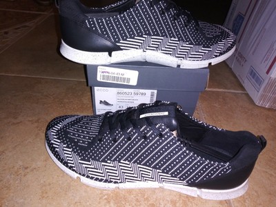 43 shoe size in us women's