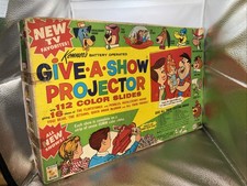 1963 Kenner  s Hanna Barberra Give A Show Projector 112 Color Slides Needs A Bulb
