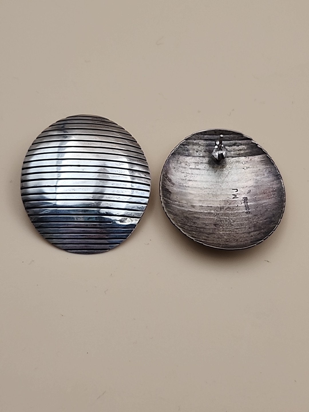 Native American Solid Sterling Silver Ridged Earr… - image 3