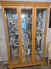 QUINN 3 Section Showcase/Display cabinet, beech, glass doors carousel and lights