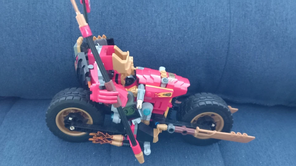 Lego Ninjago Kais Mech Rider Evo 71783 & 71780, photo 4 of 4