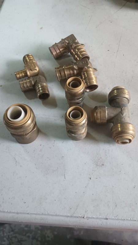 shark bite Pipe fittings lot 8 Brass Free Shipping 