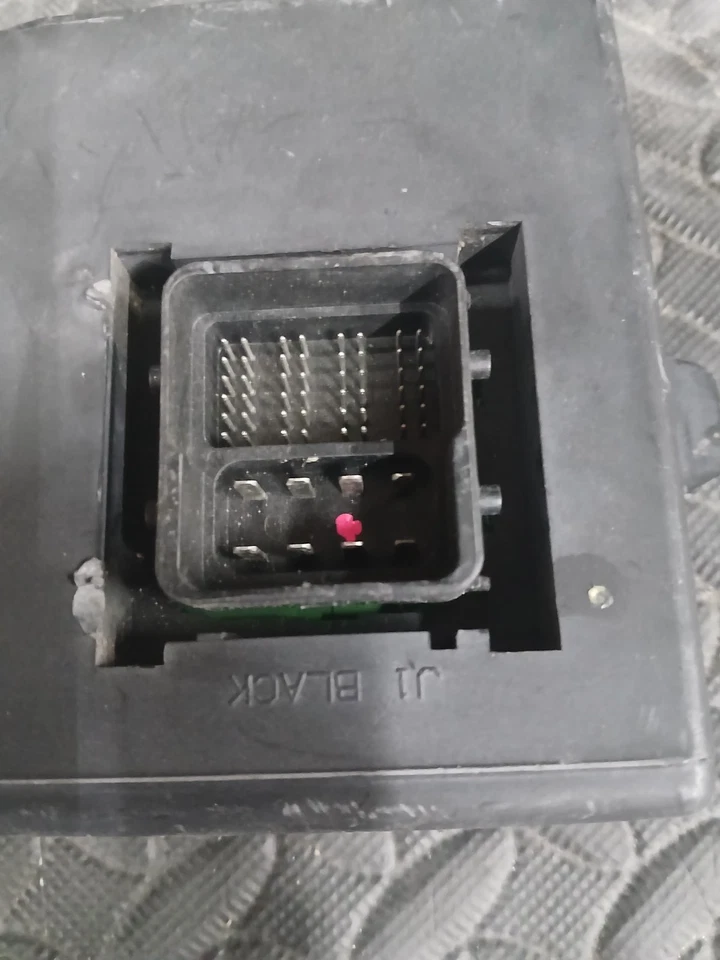 2005-2006 Chevy Colorado GMC Canyon BCM módulo de controle de carroceria 10364634 - Imagem 3 de 4