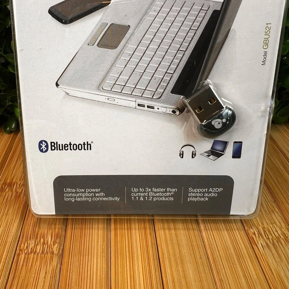 New IOGEAR USB 4.0 Bluetooth Micro Adapter GBU521 - Image 3 of 4