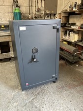 Dudley D5 Mk2 Safe  With Digital Locking, £4 Cash rating