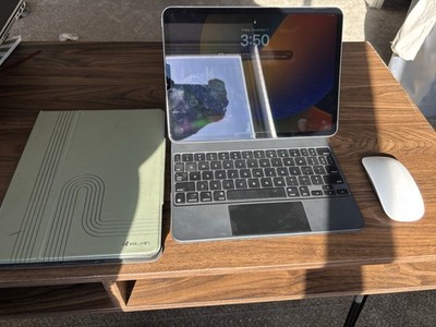 2nd generation iPad Pro With 11in Screen In Excellent Condition!
