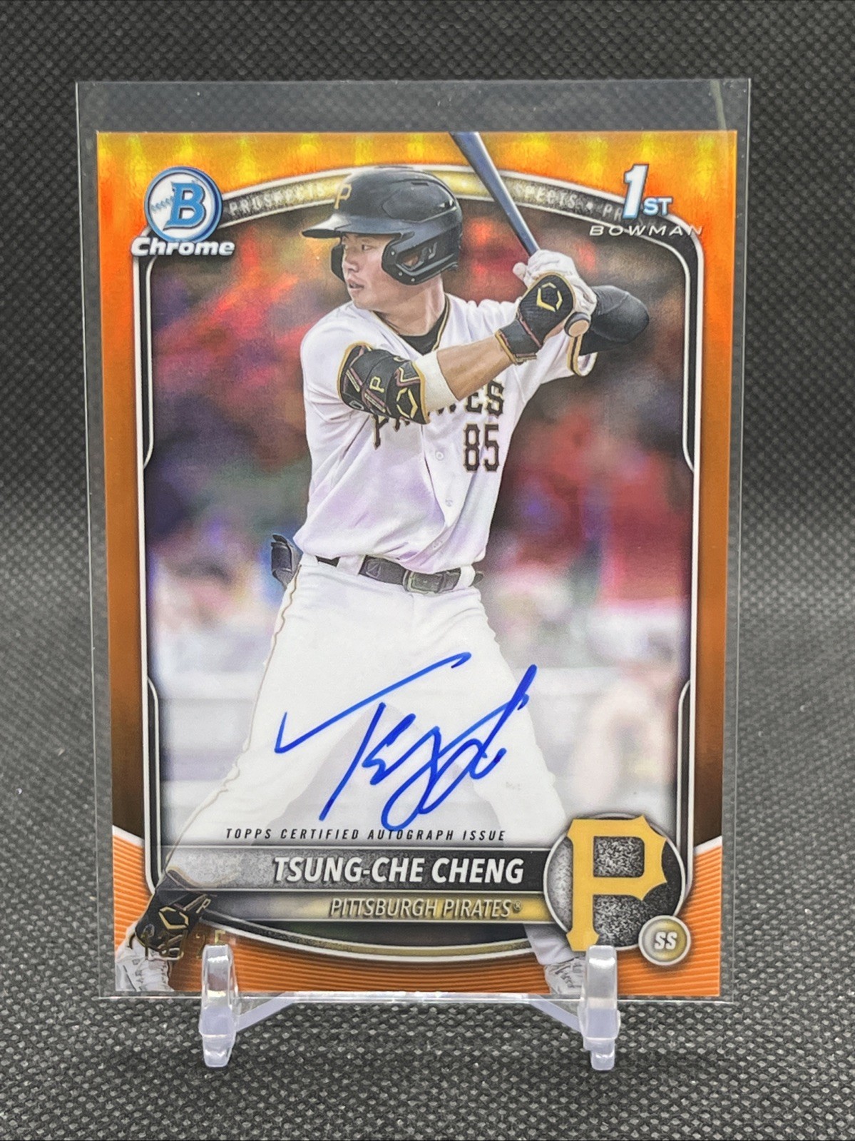 2025 Bowman 🔥 TSUNG-CHE CHENG 1st Bowman Chrome True Orange Auto #’d /25