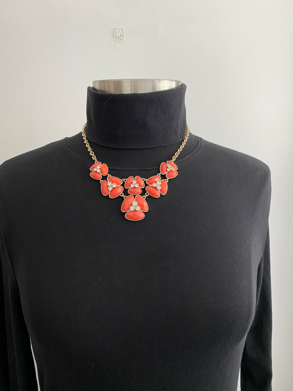 BB Goldtone Statement Necklace - image 1