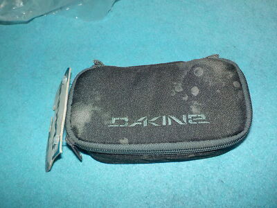 DAKINE Sunglass Case NEU Darkwater Etui für Brille OVP 17 x 6,5 x 9 cm 