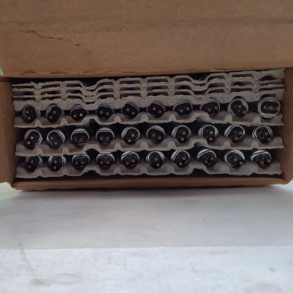 SYLVANIA 20928-5-FP24/830/HO/ECO-PENTRON High Output MIN BI-PIN-LOT OF 30 - Image 2 of 4