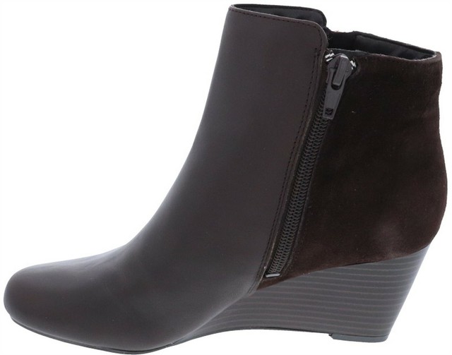 isaac mizrahi wedge boots
