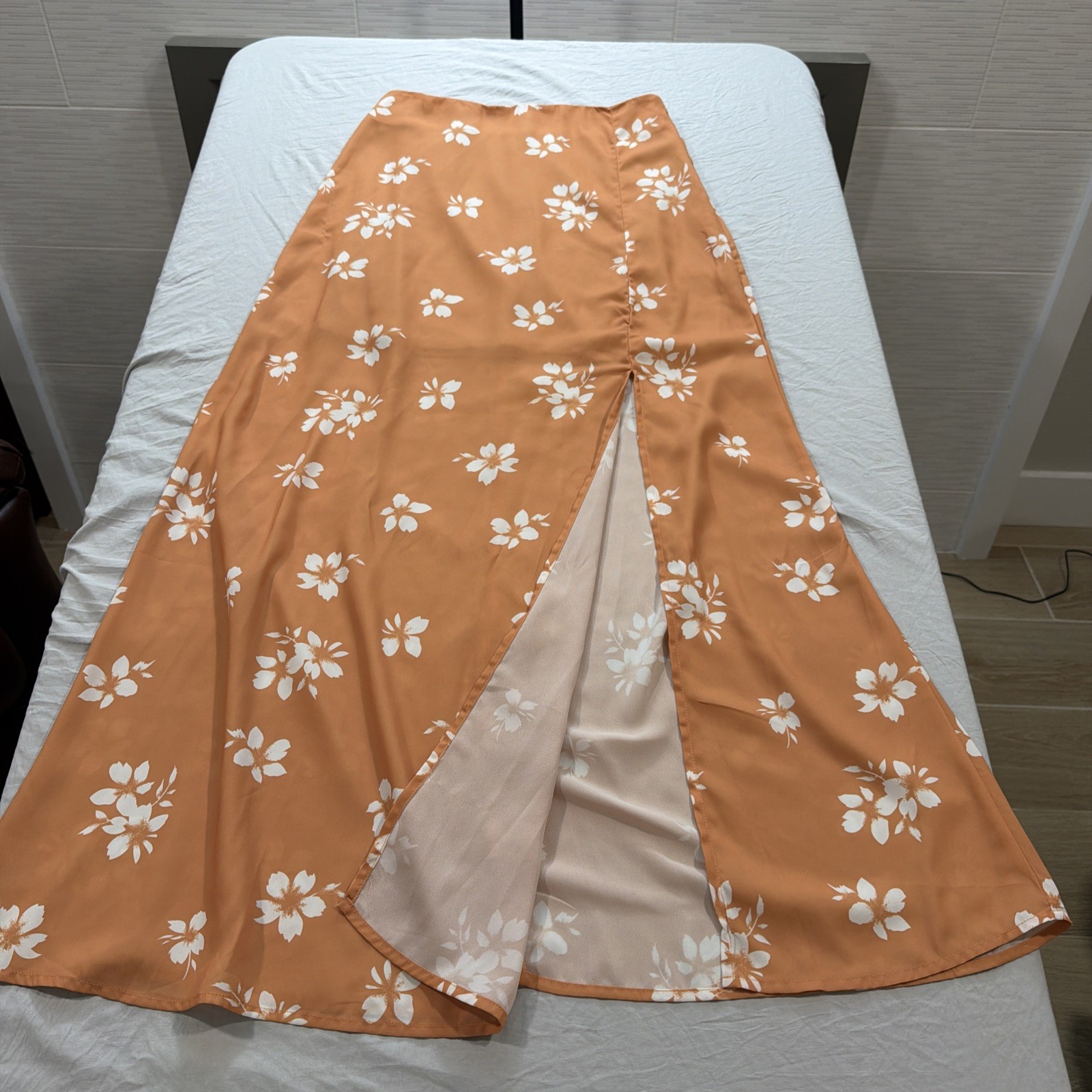 Anna Grace Medium Boho High Side Split Skirt Apri… - image 2