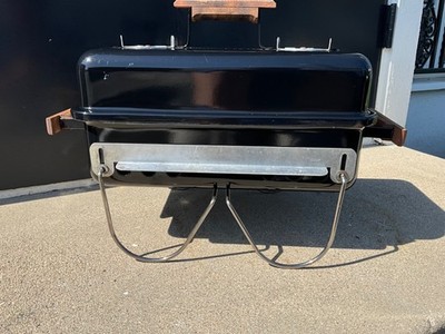Weber  Go-Anywhere  Charcoal Grille, 1998 Date Stamp
