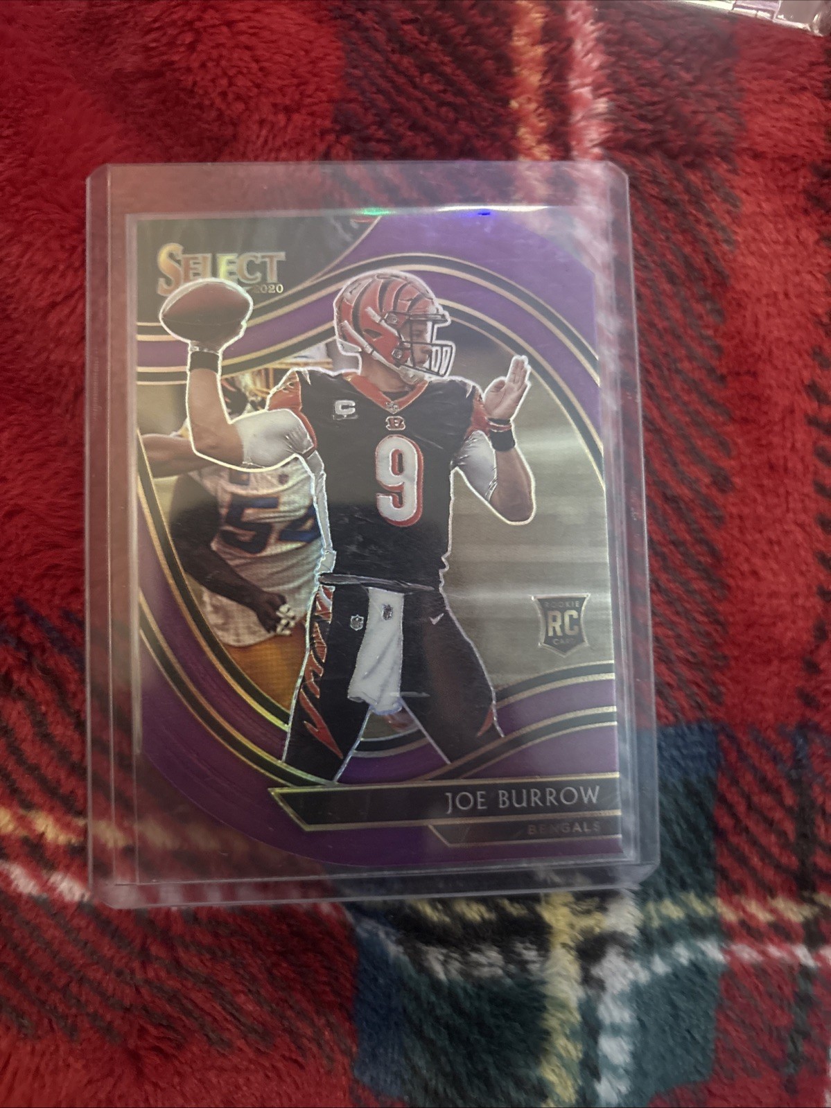 2020 Panini Select - Field Level Joe Burrow #346 Purple Prizm Die-Cut (RC)