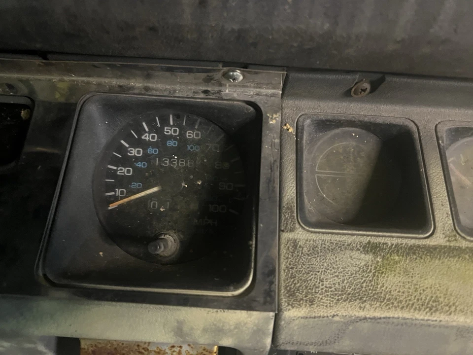 1991 - 1995 年 JEEP WRANGLER YJ DASH ASSEMBLY-不知道什么是可用的? * 仅零件* — 第 4/4 张图片