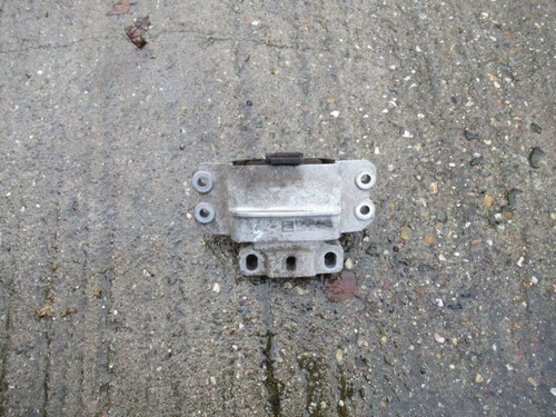 VW CADDY III KOMBI (2KB, 2KJ, 2CB, 2CJ) Getriebehalter Halter 1K0199555