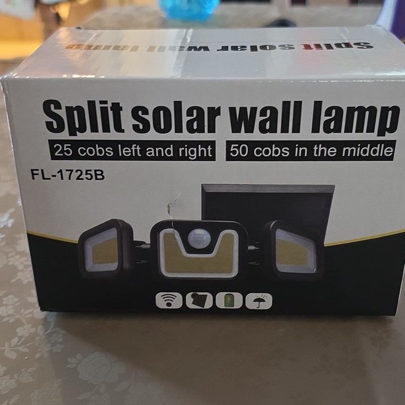 Split Solar LED Outdoor Wall Light 3-Head Motion Sensor Black FL-1725A