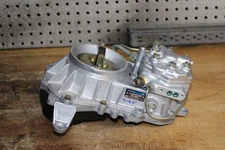 1991 Mercedes Benz 300 Fuel Distributor 0438101044 0438121082 2.3