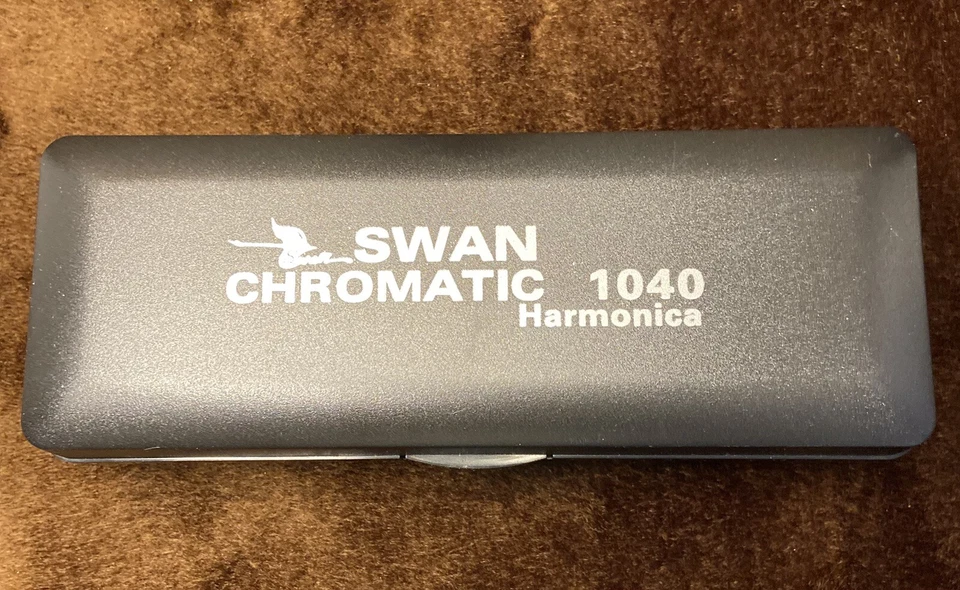 Swan Chromatic 1040 Harmonica With Hard Carry Case 10 Hole - Image 3 of 4