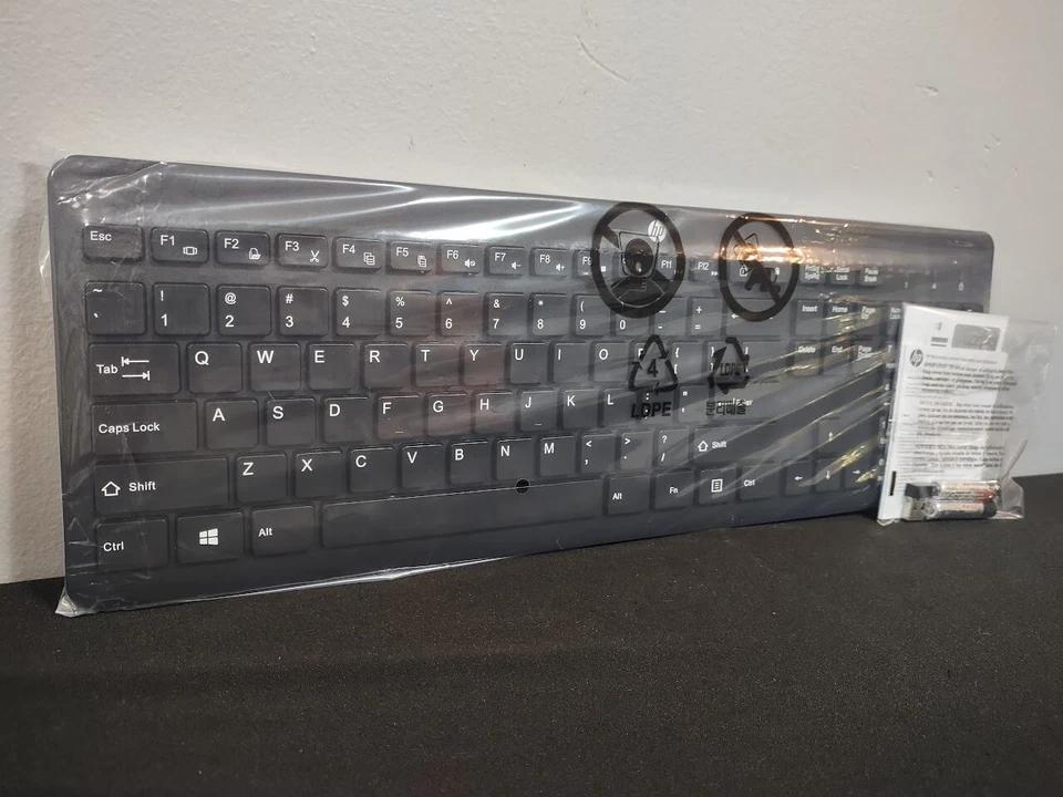 HP 230 Wireless Keyboard Windows 11 10 Chrome OS QWERTY Dongle Black 3L1E7AA#ABA - Image 2 of 4