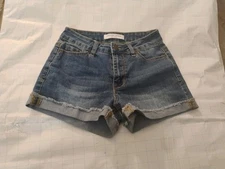 Women's Encore Brand Cute Denim Shorts Size 3 Juniors Cuffed Hems.