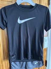 Nike Boys Dri-FIT 2-Piece Set Size 6 Black/Dark Gray T-Shirt Shorts
