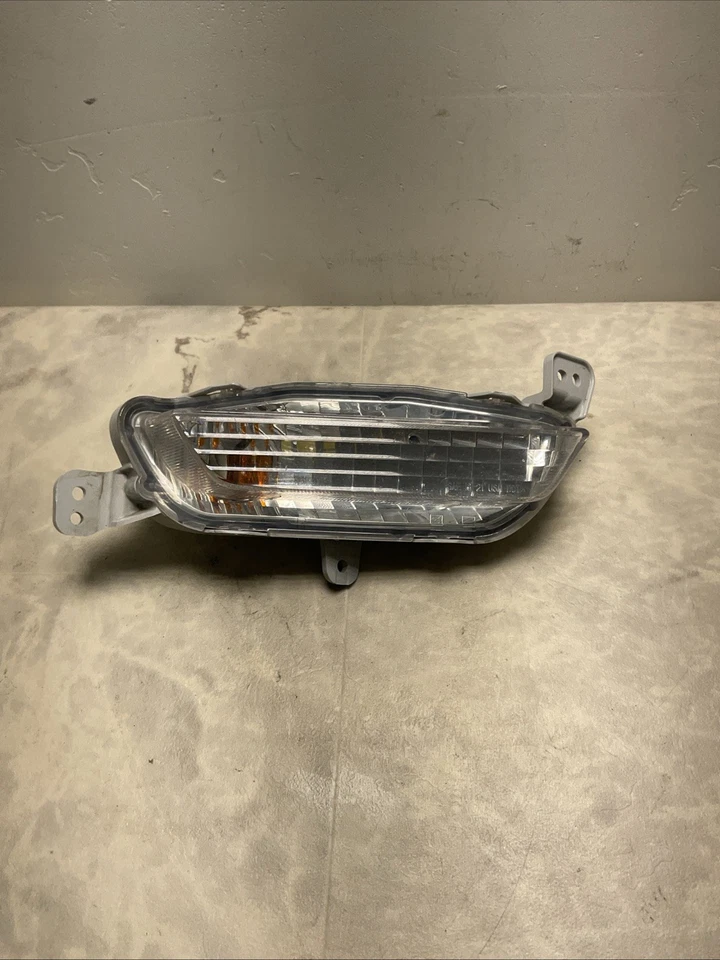 Luz de señal de giro para estacionamiento de pasajeros Honda Passport 2022-2024 33300-T6Z-A31 OEM Foto 2 de 4