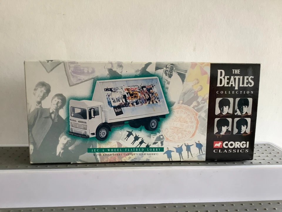 ✅Corgi Classics - The Beatles Collection "AEC 4Wheel Flatbed Lorry" (FE44-22S9/5) - Immagine 3 di 4