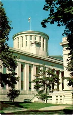 Vintage State Capitol Building Postcard Lusterchrome Tichnor Bros. Boston K-8224