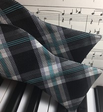 IZOD /Kelly Green, Gray, White  Black High Style Highland Tartan Plaid Bowtie