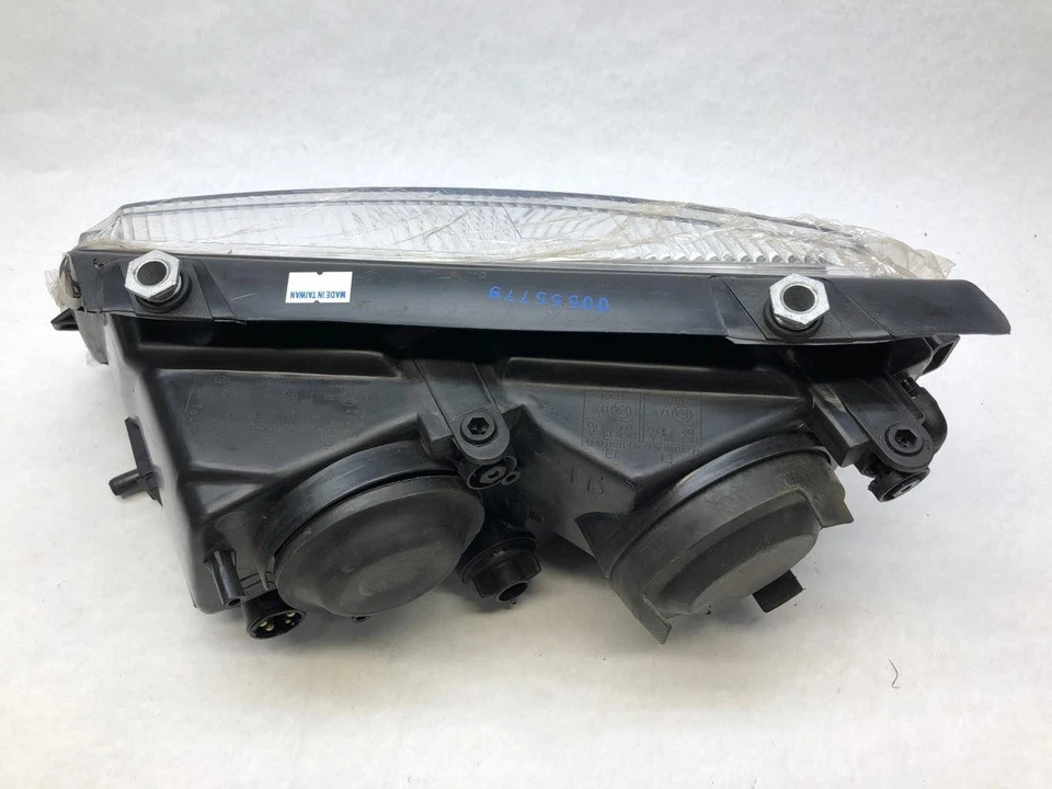 1998 99 00 2001 Volkswagen Passat passageiro direito aftermarket conjunto de farol - Imagem 2 de 4