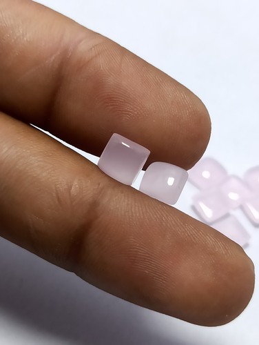 Natural Rose Quartz Smooth Beads Square 10 Pies Cabochon 6x6x3 mm Gemstone - Picture 2 of 6