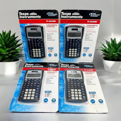 Lot of 4 Texas Instruments TI-30XIIS Scientific Calculators