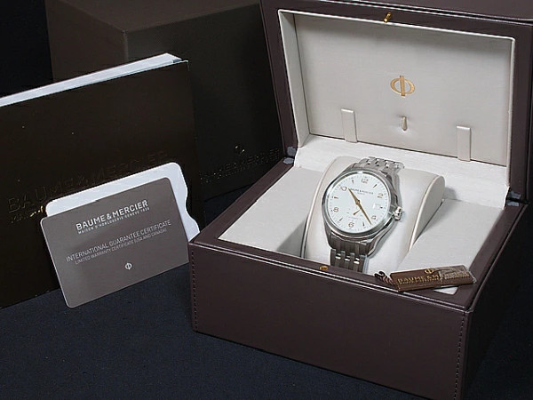 Baume & Mercier Clifton MOA10141 Watch  Men's Stainless Steel Silver Size 41mm