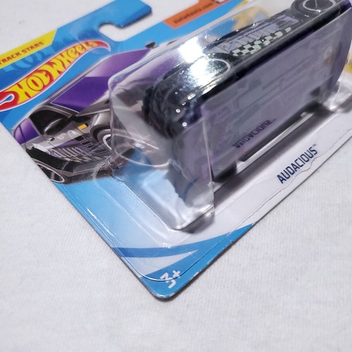 Audacious #7 Black Hot Wheels Checkmate escala 1:64 a la venta - Imagen 5 de 6