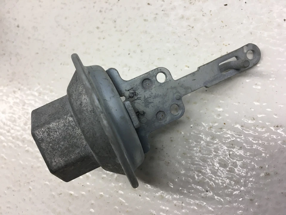 NOS 1959 Buick LeSabre Invicta Electra Distributor Vacuum Control 1116151 - Image 4 of 4