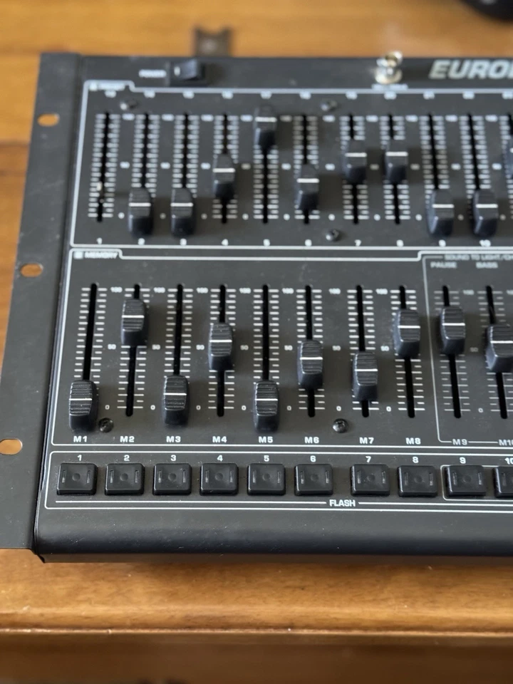 Eurolight LC2412 Behringer Professional 24-Channel DMX Lighting Console - Image 3 of 4