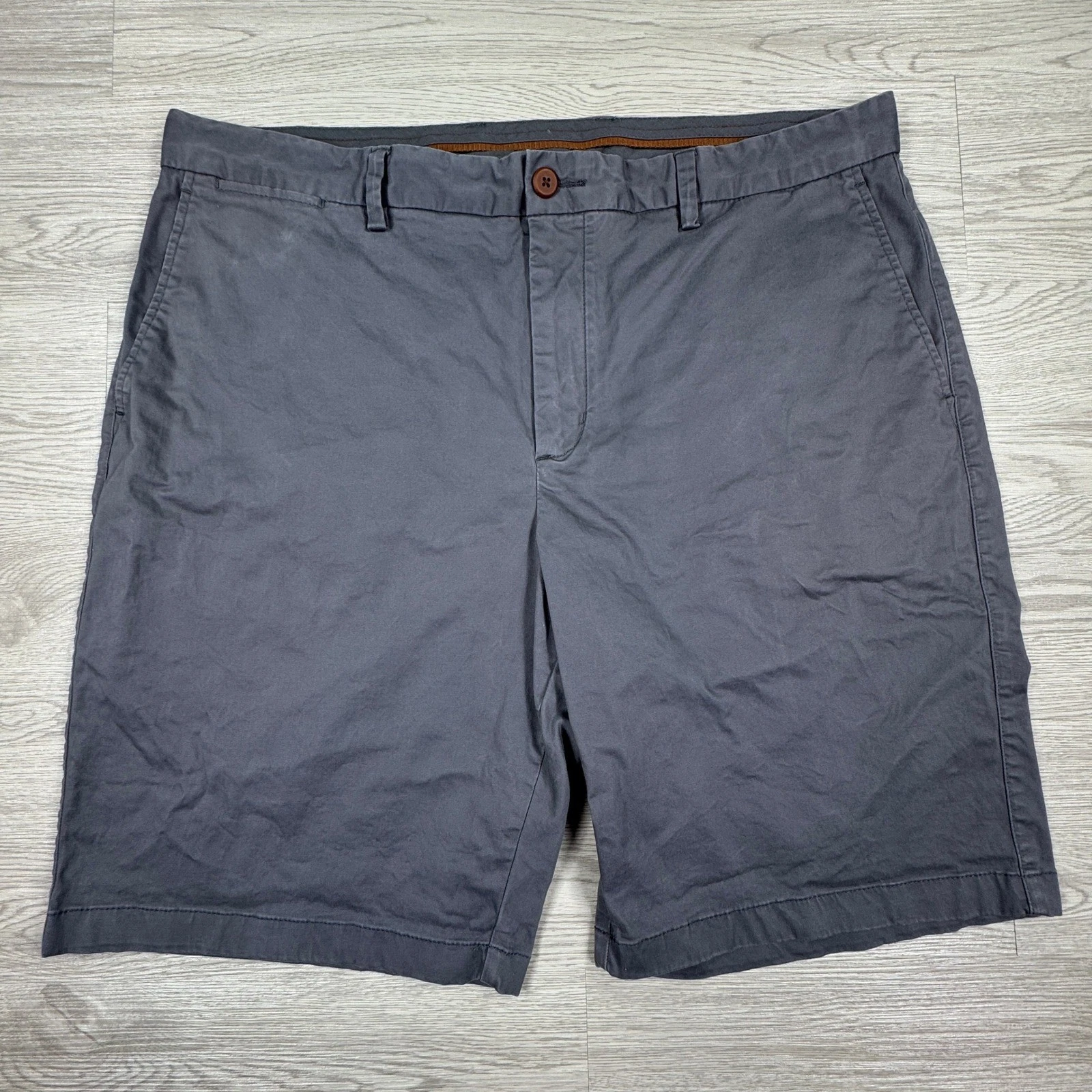 Tommy Bahama Mens Chino Shorts Grey 40 Boracay Flat Front Stretch Cotton