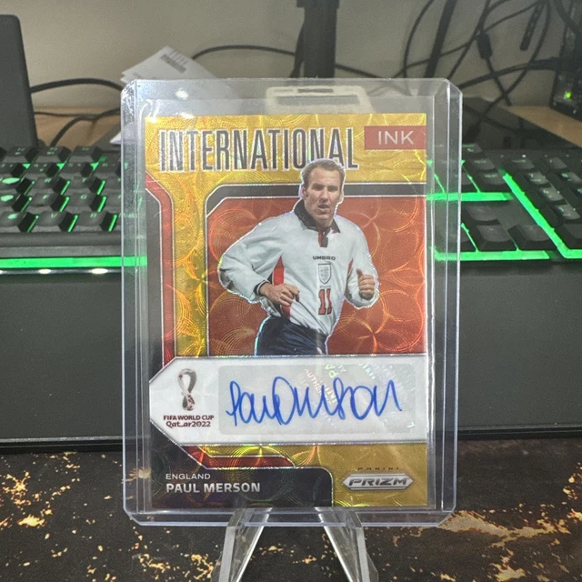 2022 Prizm Fifa World Cup Qatar Paul Merson International Ink Auto Gold 03/10
