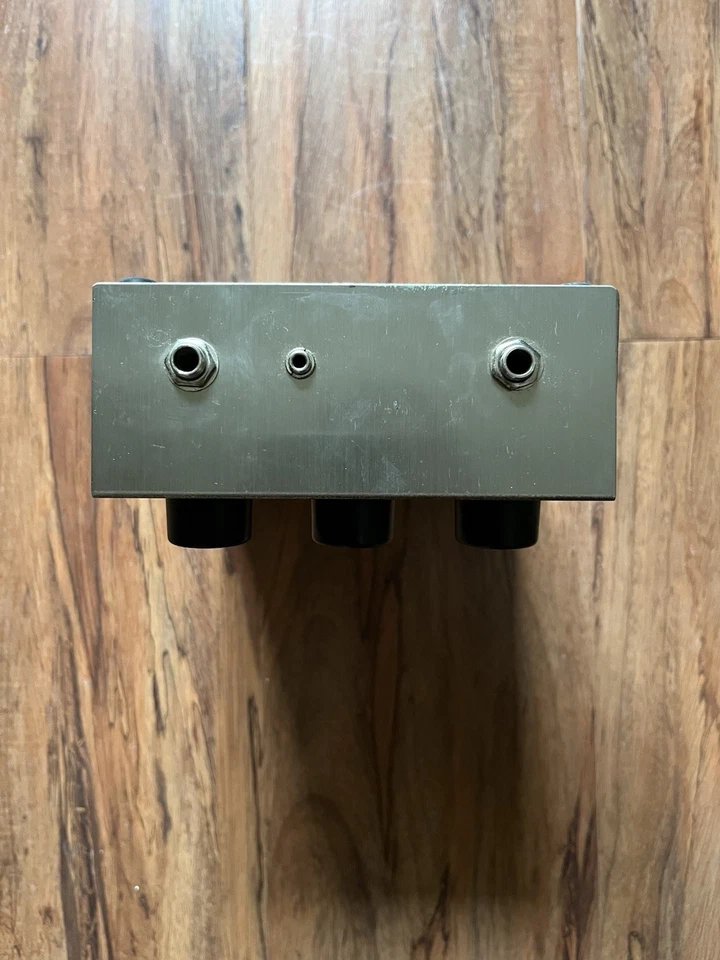 Guitarra Electro Harmonix Big Muff Pi Fuzz Pedal Caja Madera Foto 3 de 4