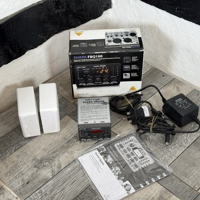 Behringer FBQ100 Shark Feedback Destroyer Mikrofon Vorverstärker Noise Gate Kompressor